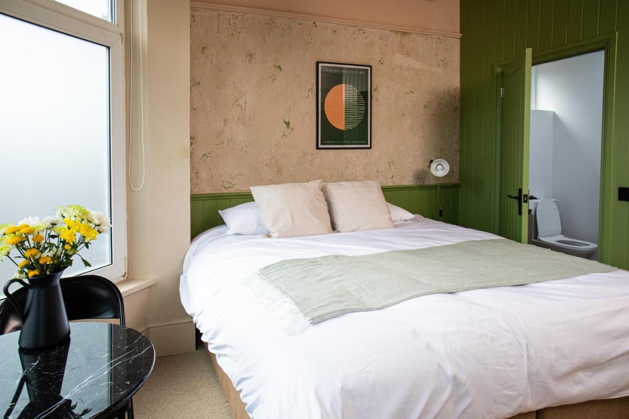 Settle Southampton - Stylish Self Check-In Rooms & Self Catering Suites ภายนอก รูปภาพ