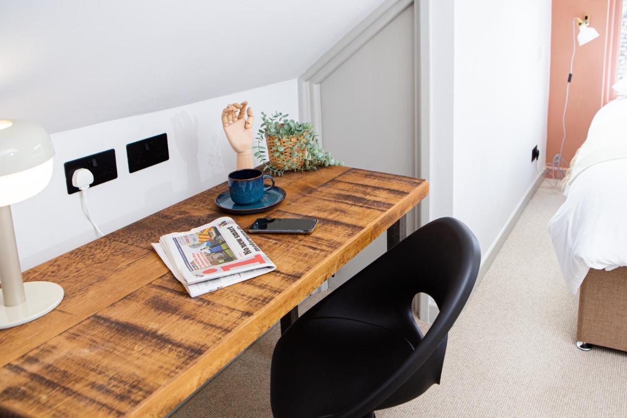 Settle Southampton - Stylish Self Check-In Rooms & Self Catering Suites ภายนอก รูปภาพ