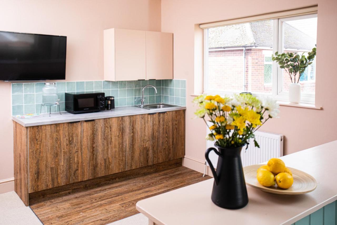 Settle Southampton - Stylish Self Check-In Rooms & Self Catering Suites ภายนอก รูปภาพ