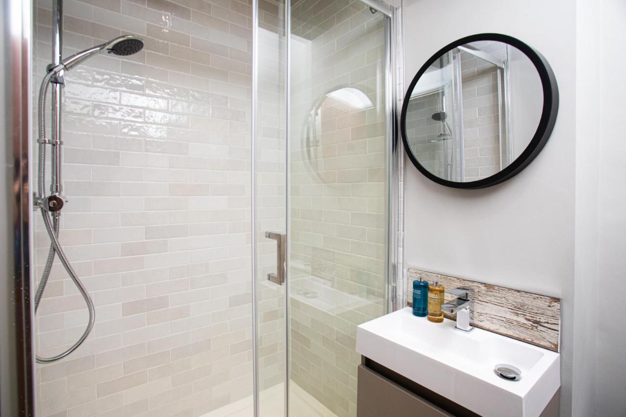 Settle Southampton - Stylish Self Check-In Rooms & Self Catering Suites ภายนอก รูปภาพ