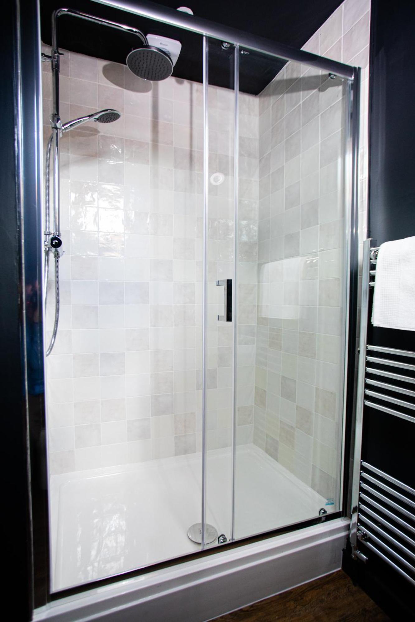 Settle Southampton - Stylish Self Check-In Rooms & Self Catering Suites ภายนอก รูปภาพ
